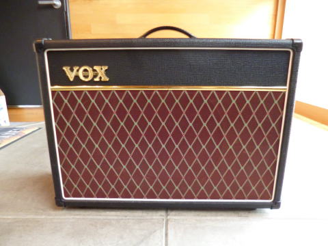 都内】VOX AC15CC1＋BadCat Celestionキャビ すべり